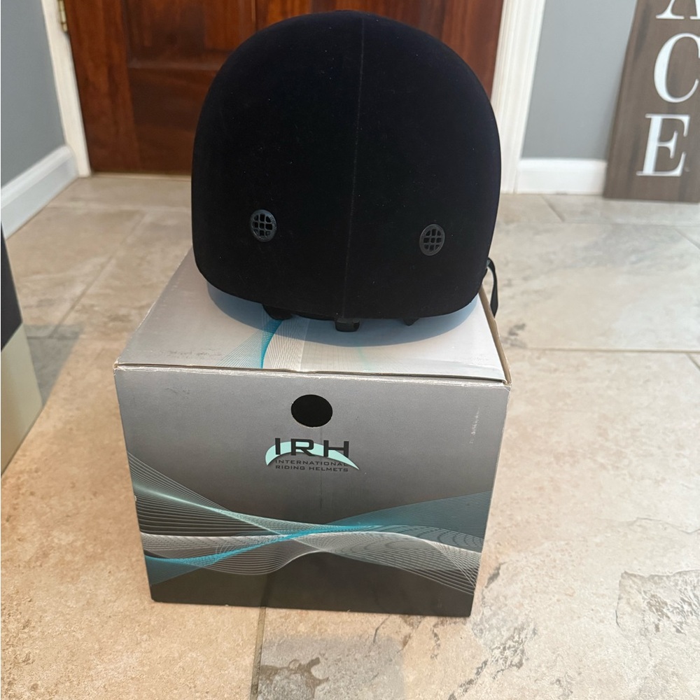 IRH Kid's S Riding-Equestrian Helmet - Picture 4 of 6
